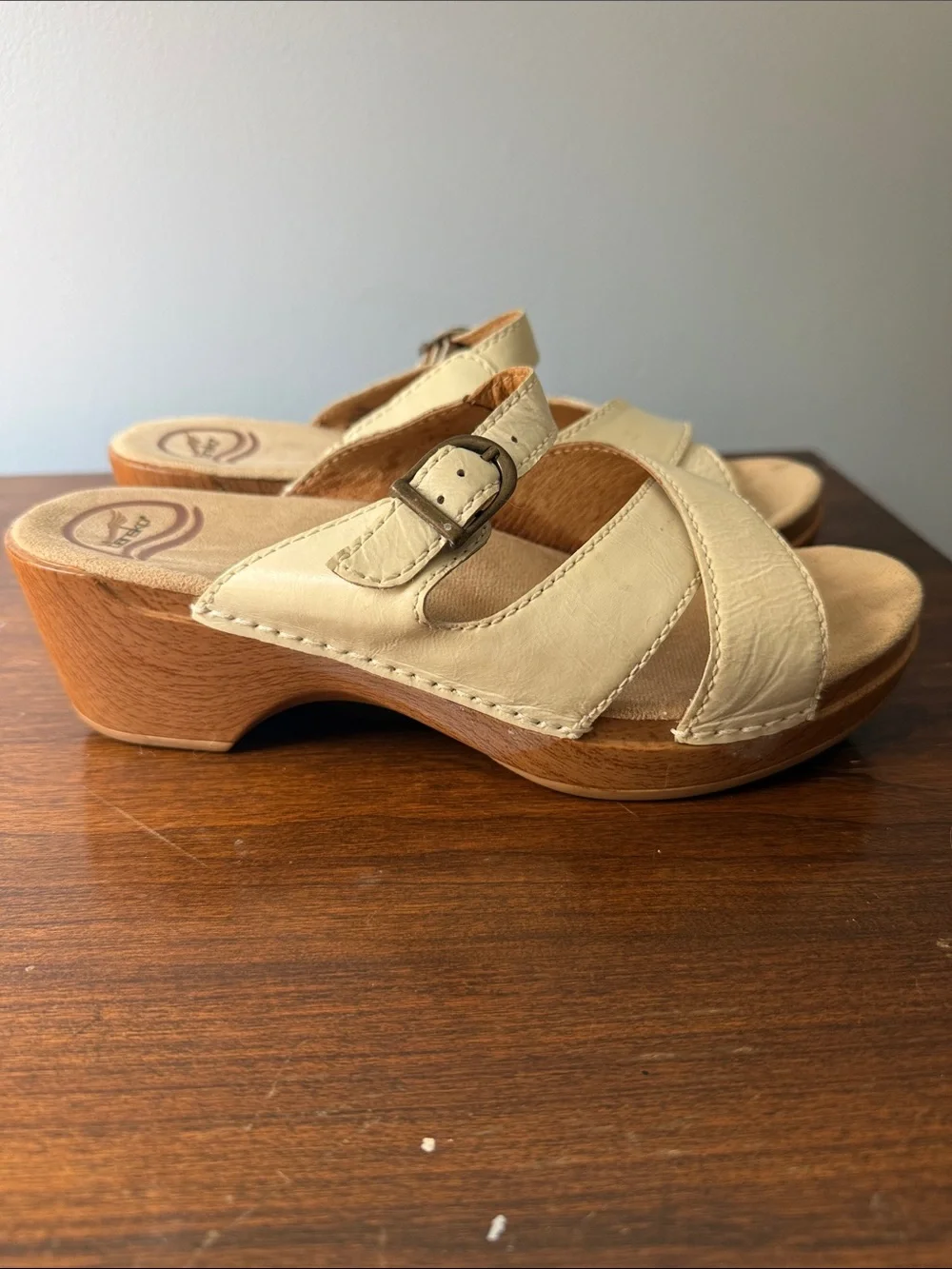 DANSKO White Leather Comfortable Wedge Heel Sandal Size 38/8
